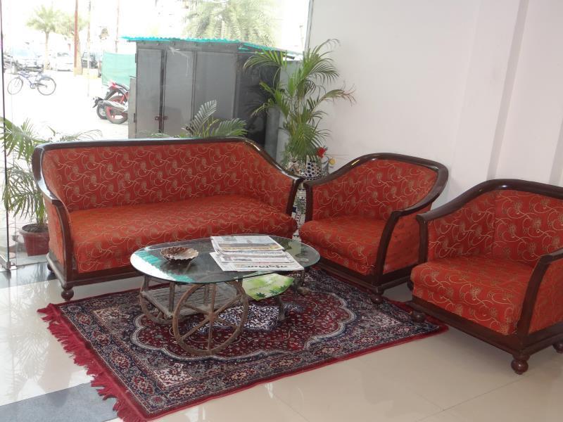 Linear Inn Indore Exteriör bild